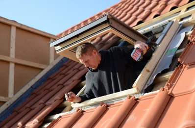 Pose de fenêtres de toit Velux à Baud